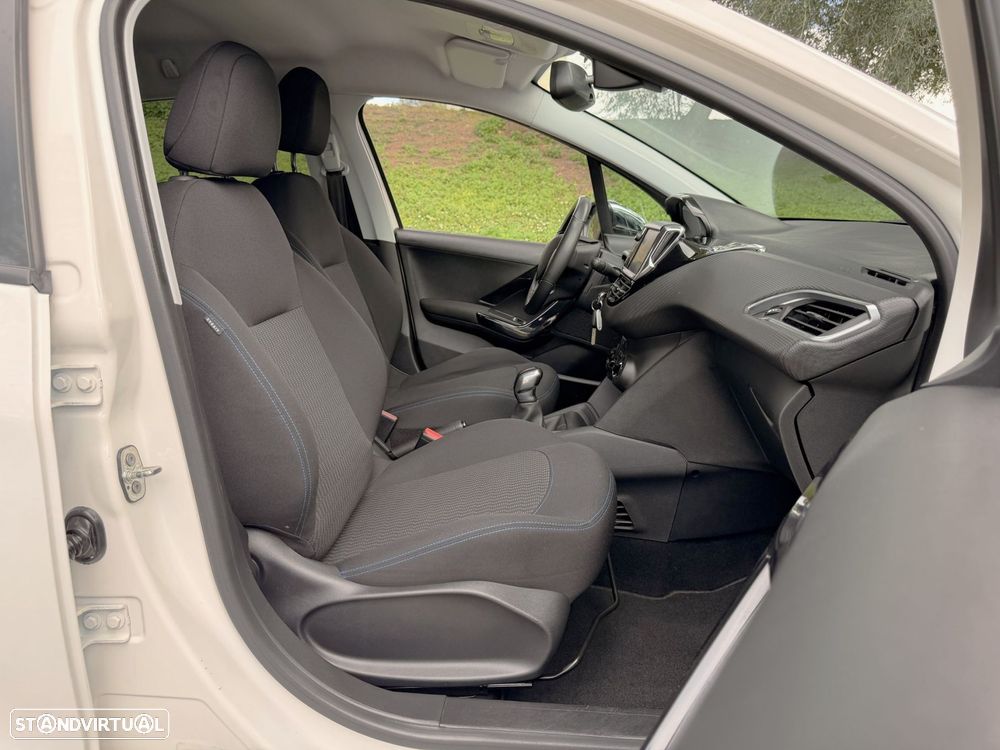 Peugeot 208 1.5 BlueHDi Signature - 8