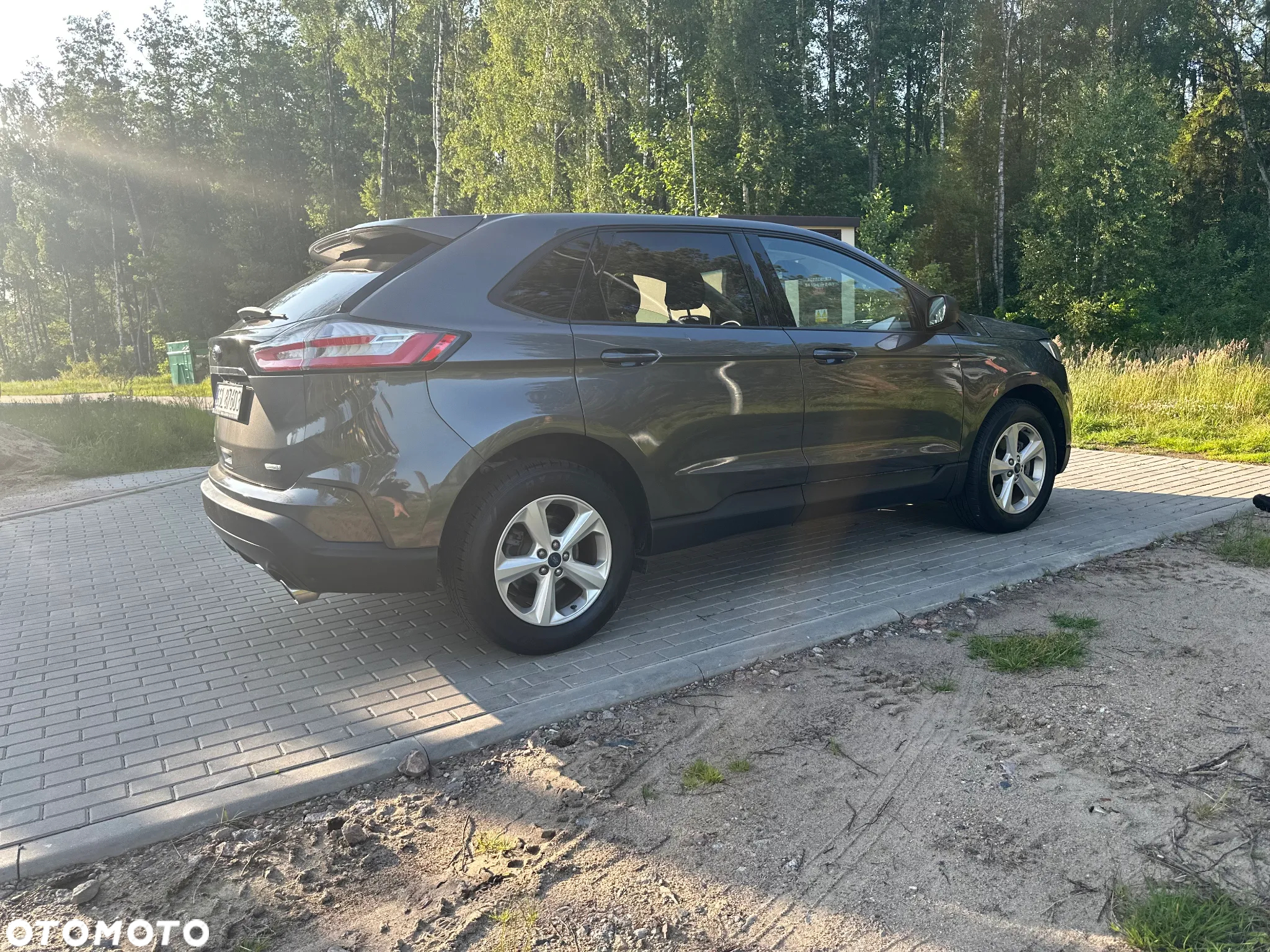 Ford Edge - 16