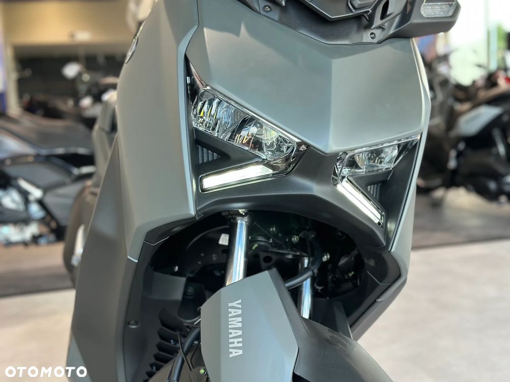 Yamaha X-max - 3