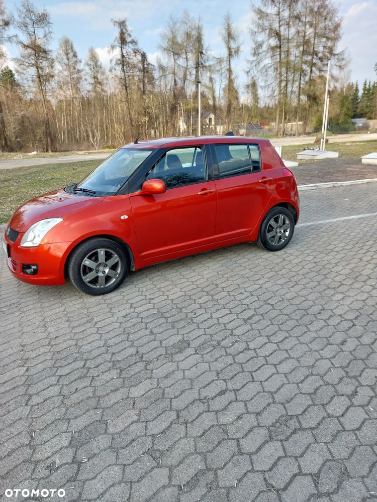 Suzuki Swift 1.3 GLX / Comfort - 1