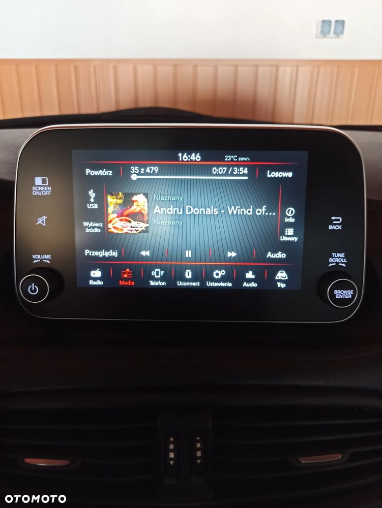 Fiat Tipo 1.4 16V Lounge EU6d - 11