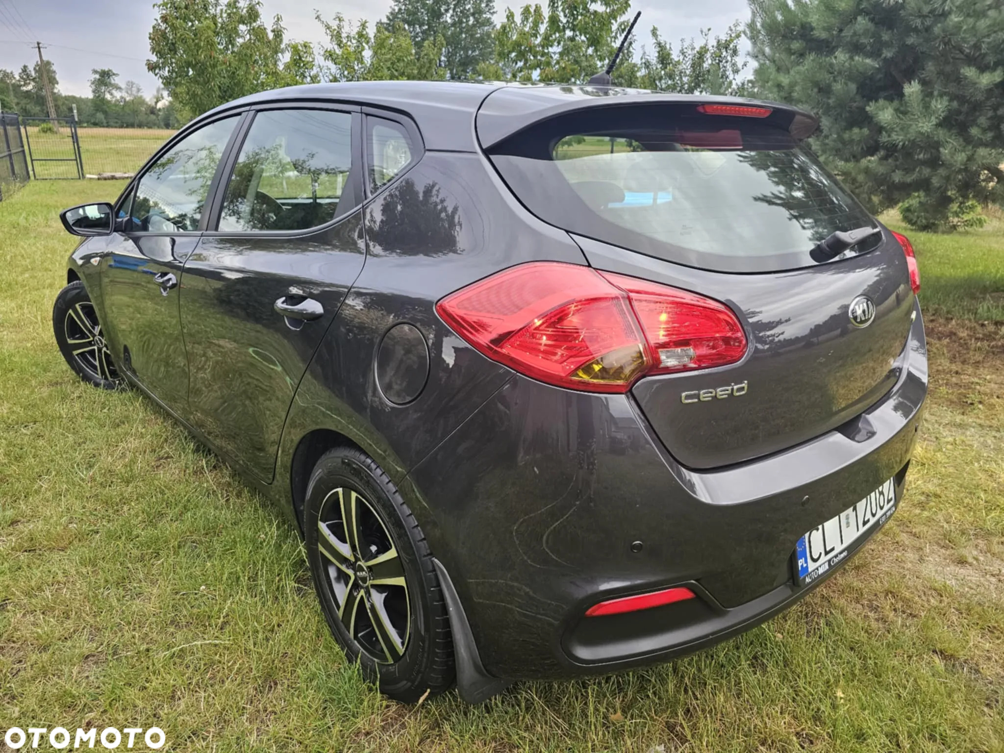 Kia Ceed 1.6 CRDi 128 Dream Team Edition - 5