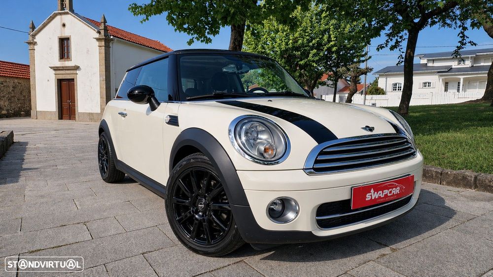 MINI 3 Portas Cooper D - 1
