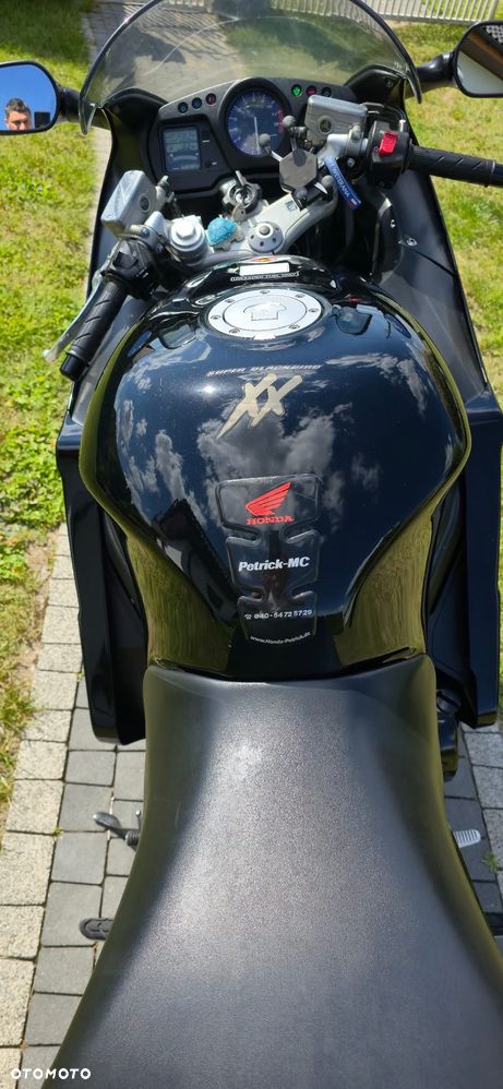 Honda CBR - 8