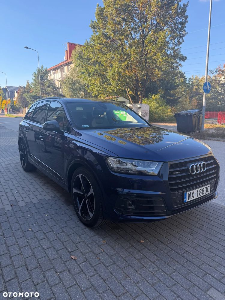 Audi Q7 - 10
