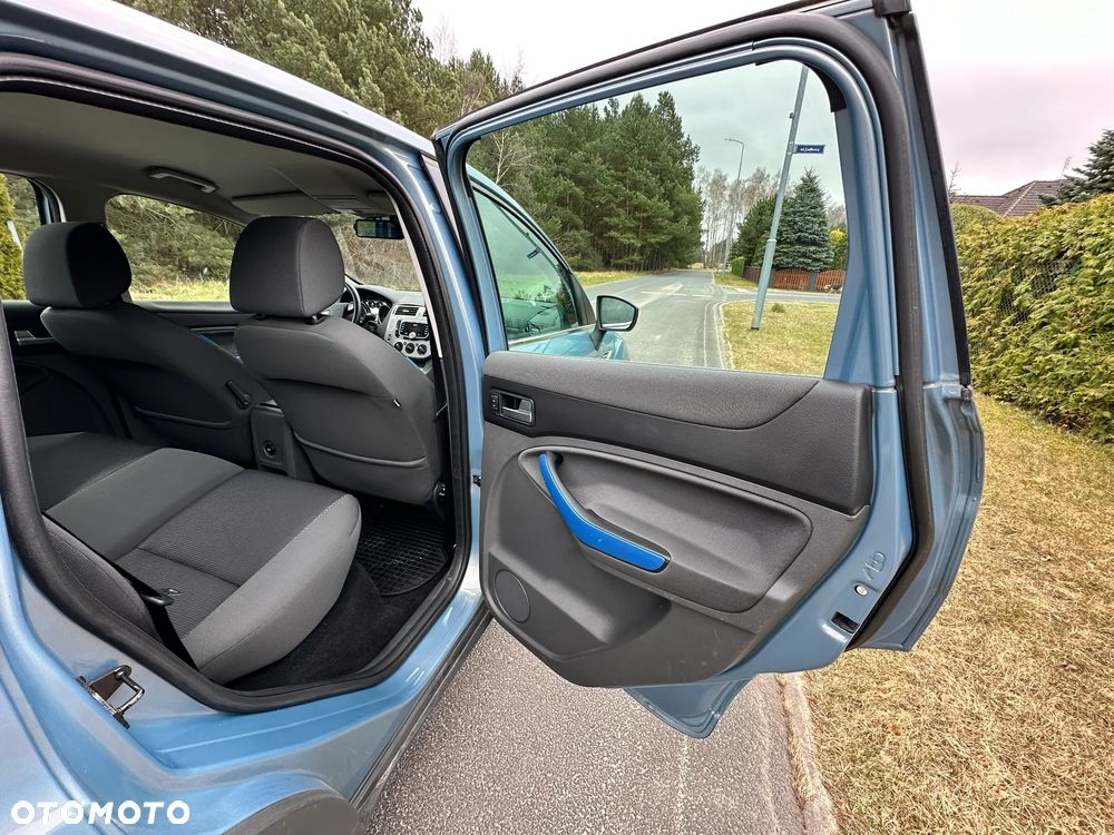 Ford Kuga 2.0 TDCi 2x4 Trend - 21