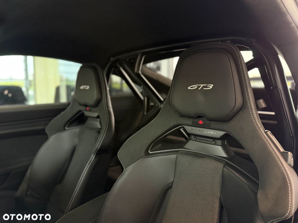 Porsche 911 GT3 - 24