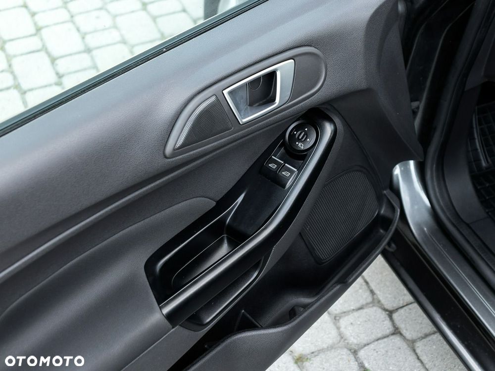 Ford Fiesta - 11