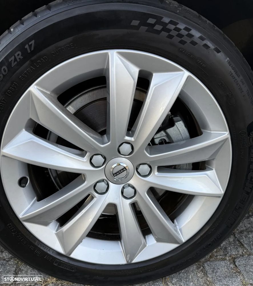 Volvo V60 2.0 D3 Momentum Plus Geartronic - 11