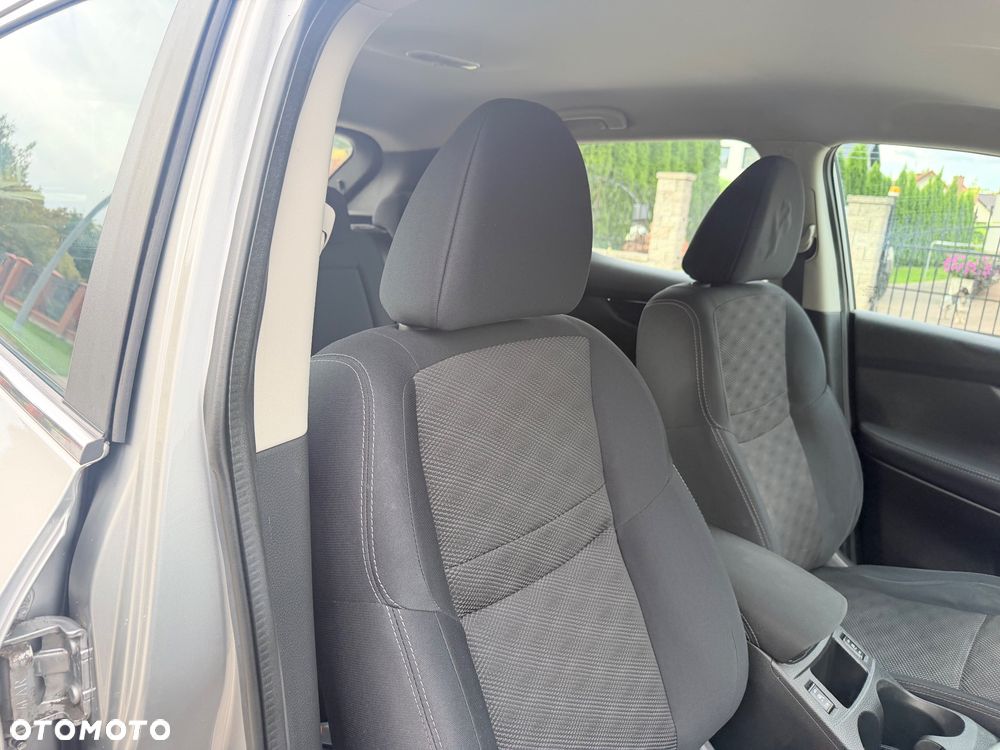 Nissan Qashqai - 11