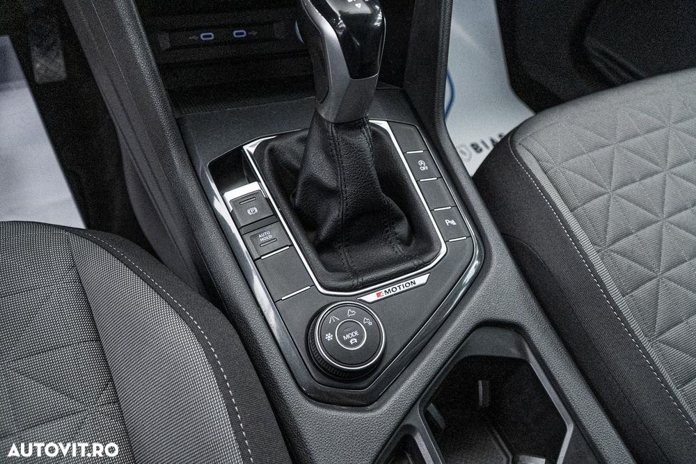 Volkswagen Tiguan 2.0 TDI SCR DSG 4Motion Elegance - 18