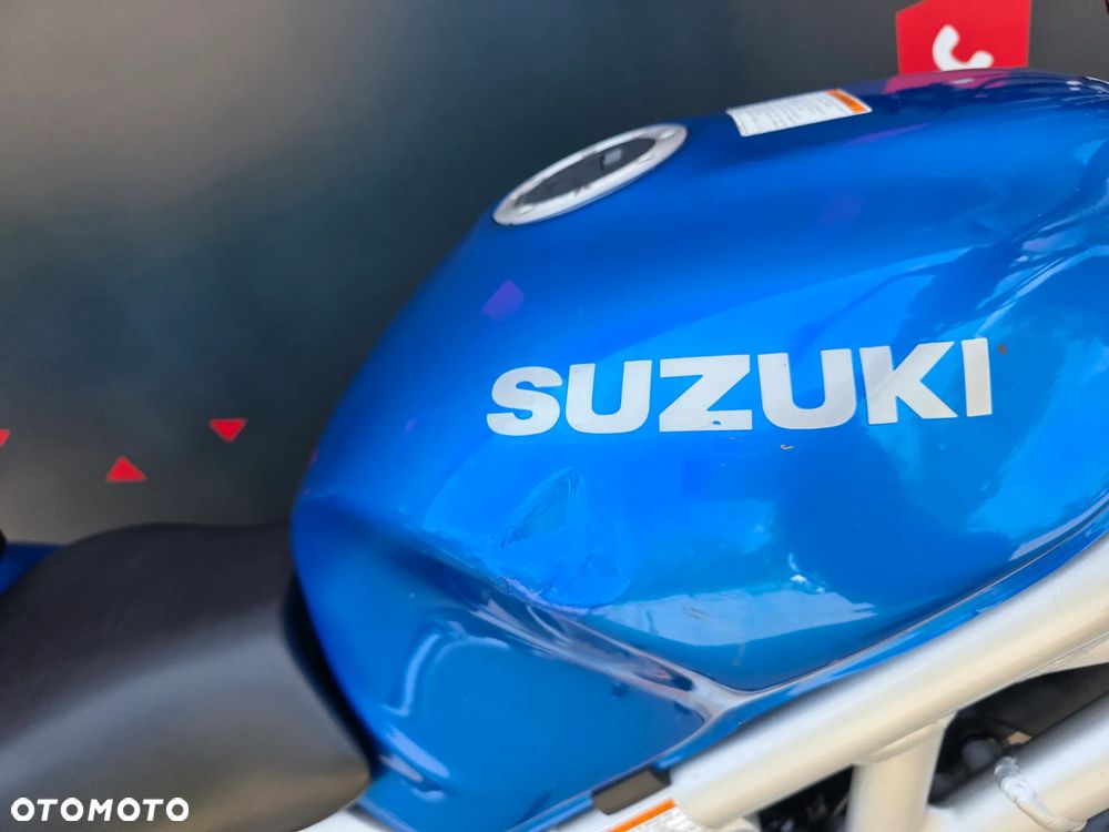 Suzuki SV - 30