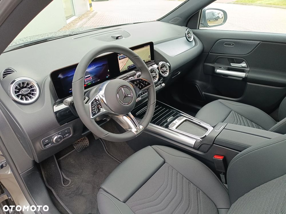 Mercedes-Benz EQA 250+ 70.5kWh Progressive - 4