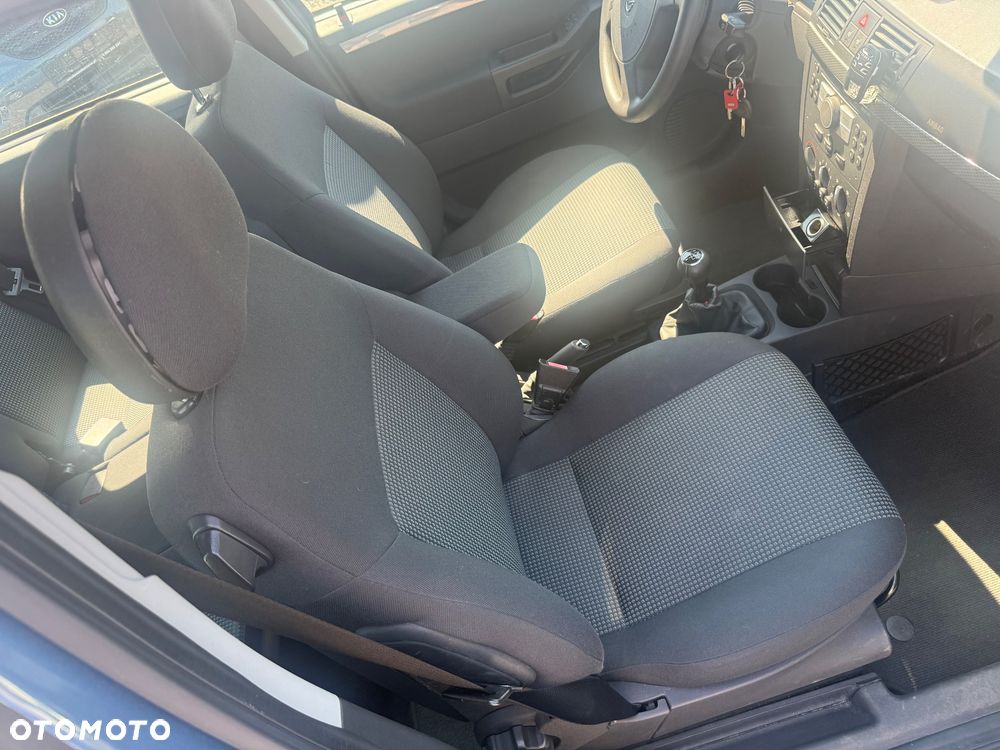 Opel Meriva - 10