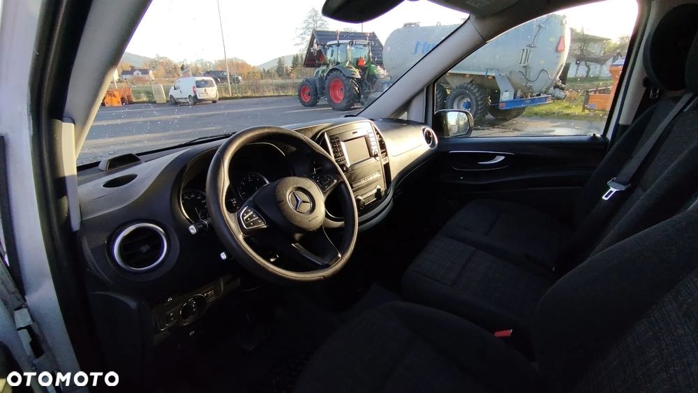 Mercedes-Benz VITO - 8