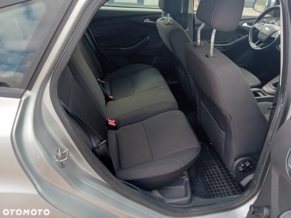 Ford Focus - 11