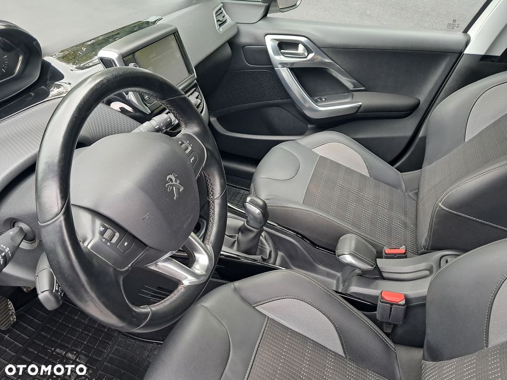 Peugeot 2008 1.6 BlueHDi Allure - 11