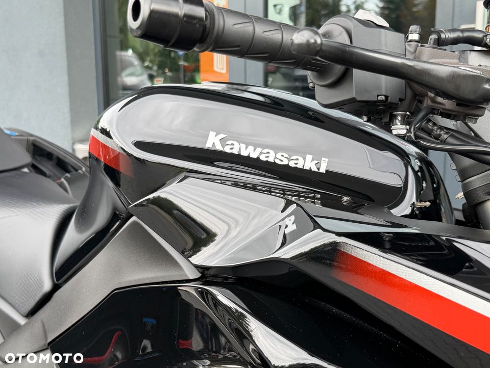 Kawasaki Ninja 1000 SX - 17