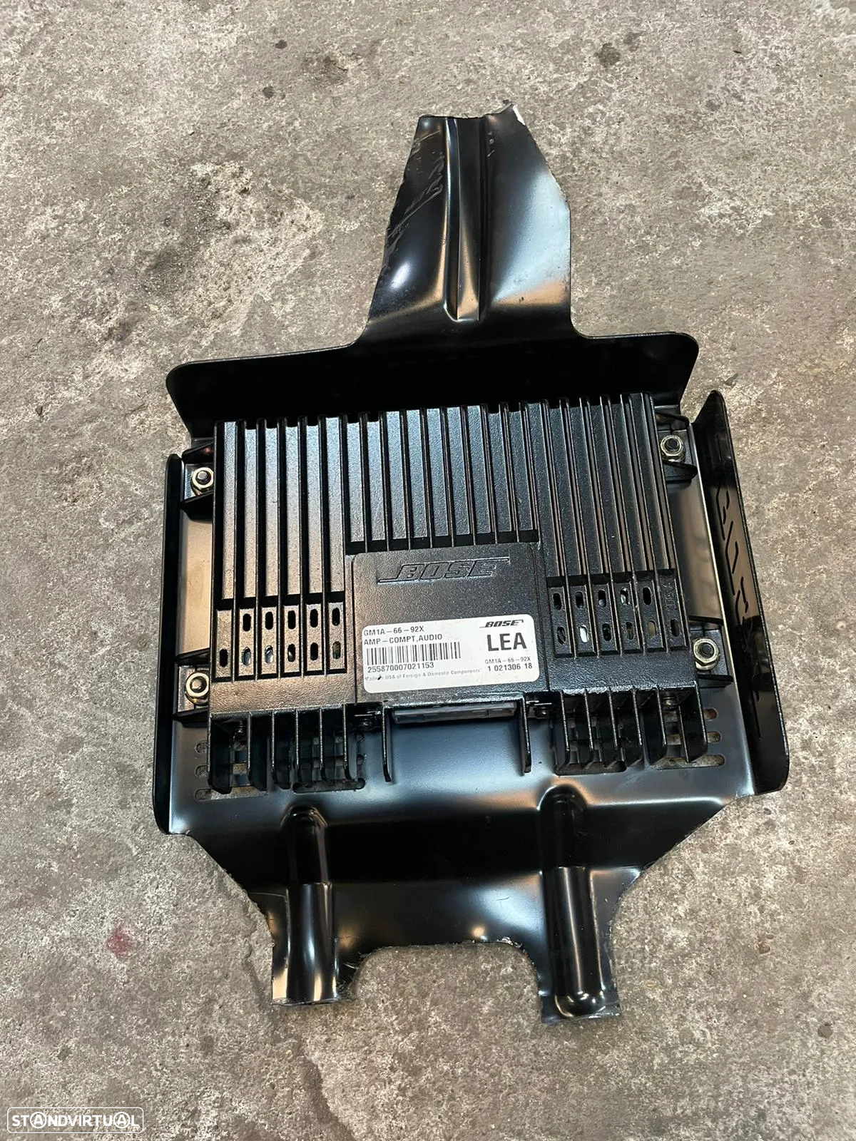 Amplificador Mazda 6 2006 - 2