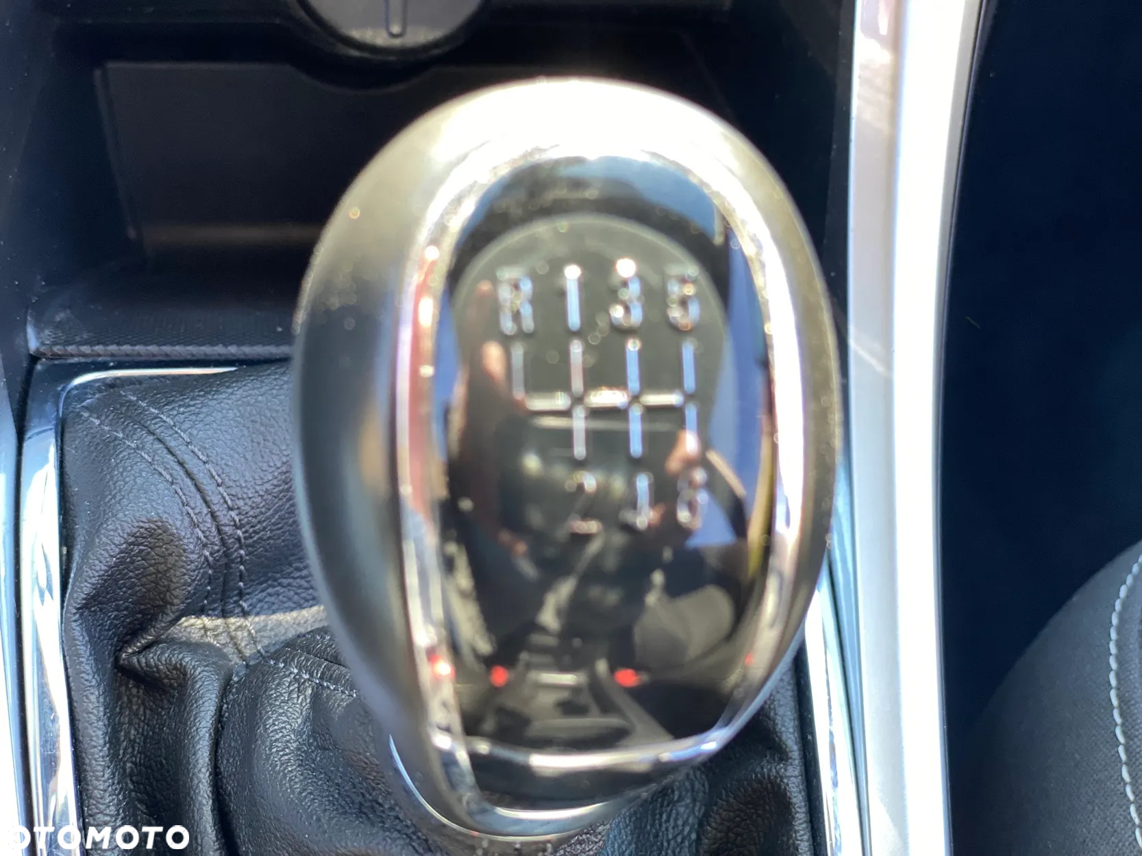 Opel Astra 1.4 Turbo Cosmo - 22