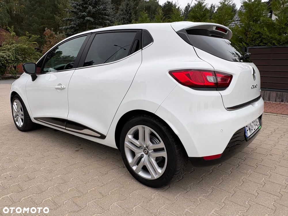 Renault Clio 2015 photo 2