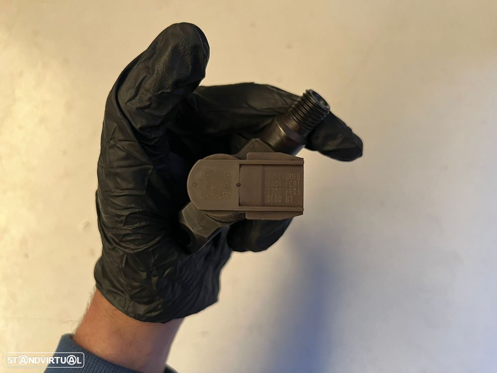 Toyota Auris - 2.0 D INJECTOR DENSO - 7