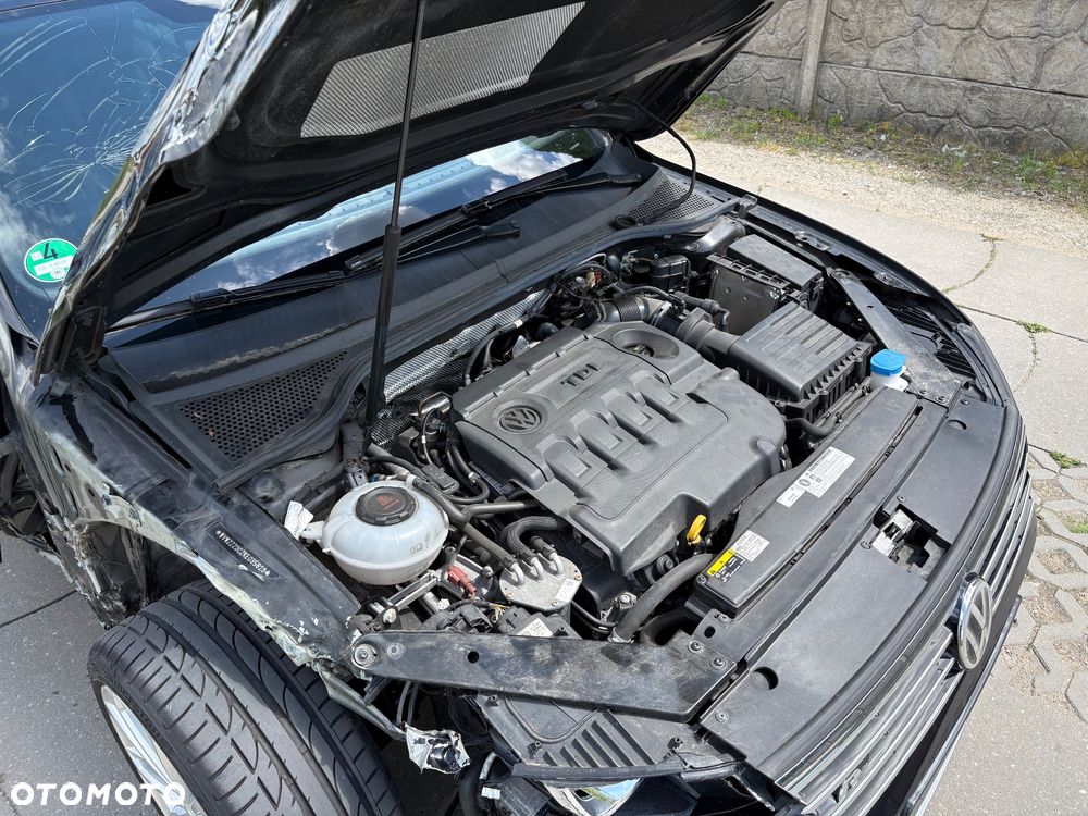 Volkswagen Passat 2.0 TDI Elegance DSG - 36