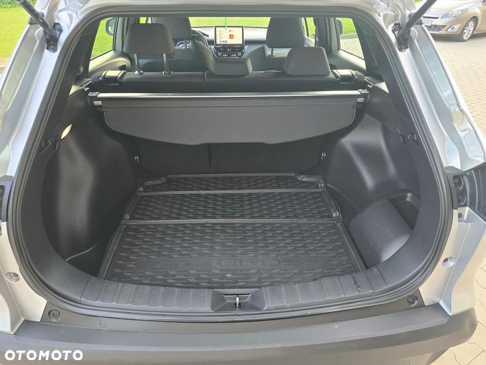 Toyota Corolla Cross 2.0 Hybrid Comfort - 26
