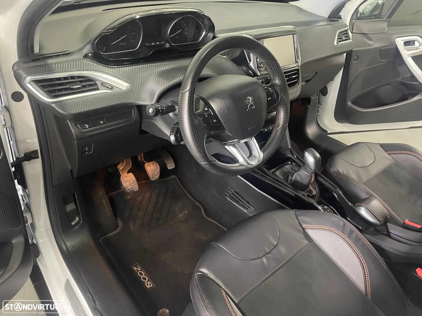 Peugeot 2008 1.2 PureTech Crossway - 39