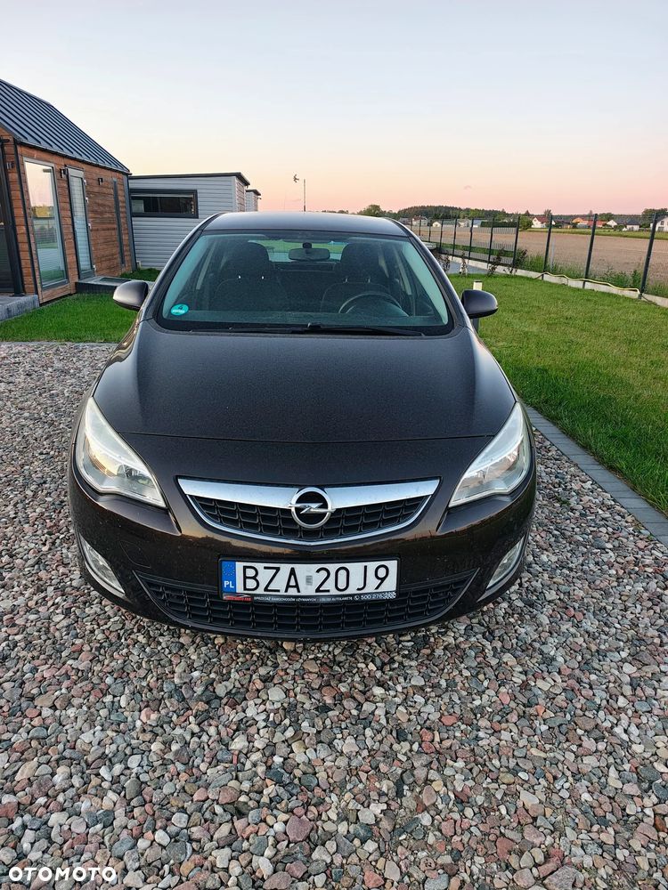 Opel Astra - 11