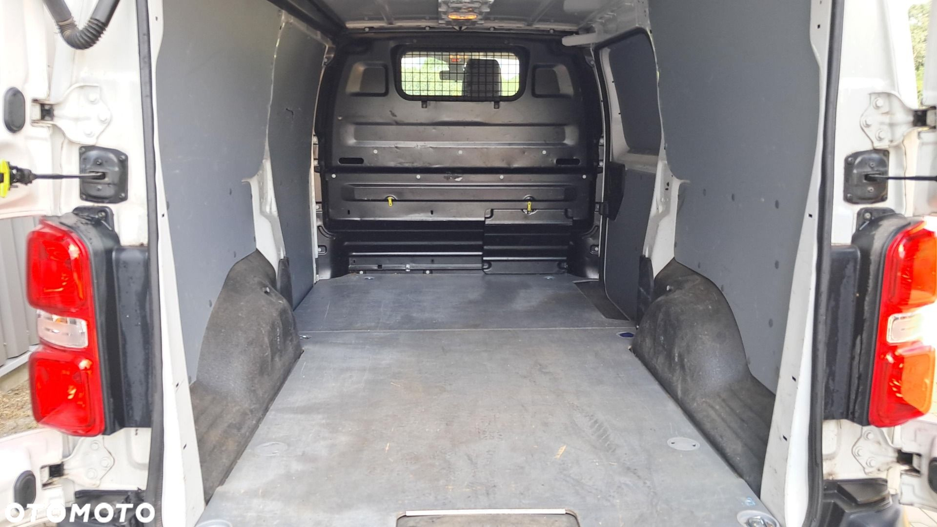 Toyota PROACE - 10