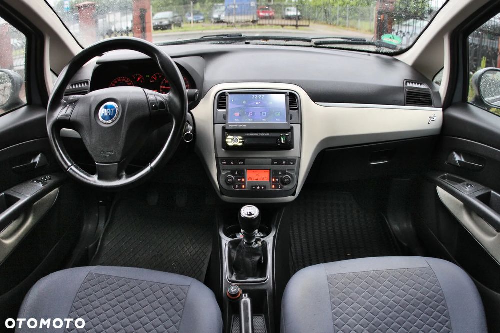 Fiat Grande Punto - 7