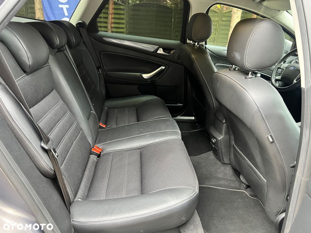 Ford Mondeo 2.0 TDCi Champions Edition - 28
