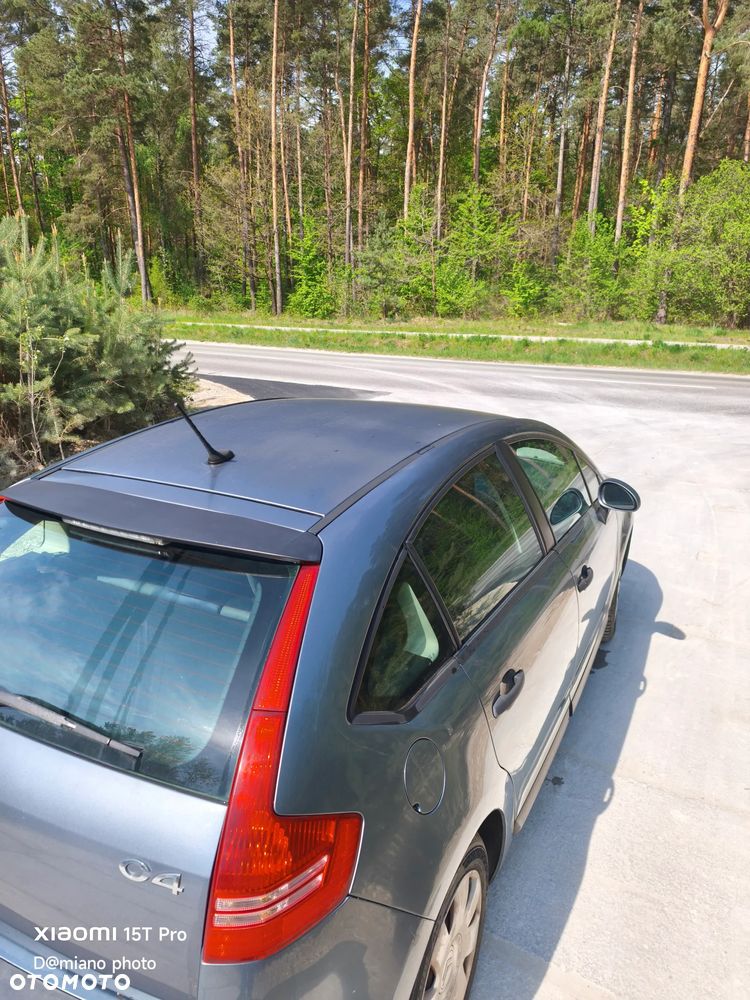 Citroën C4 1.6 16V Exclusive - 9