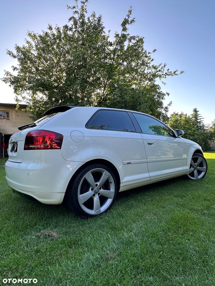 Audi A3 3-drzwiowe 1.6 S line Sportpaket (plus) - 3