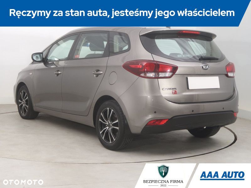 Kia Carens - 6