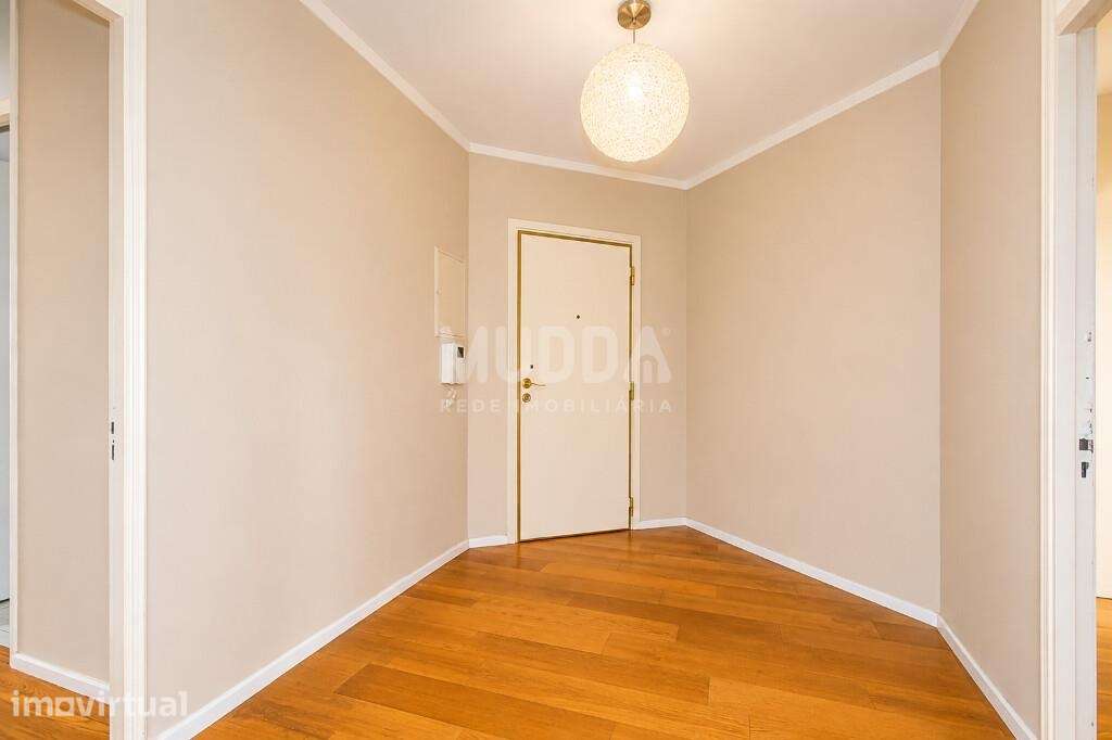 T3 com 130 m2 em Matosinhos | Metro à Porta, Garagem e Praia a 800 m - Grande imagem: 3/25