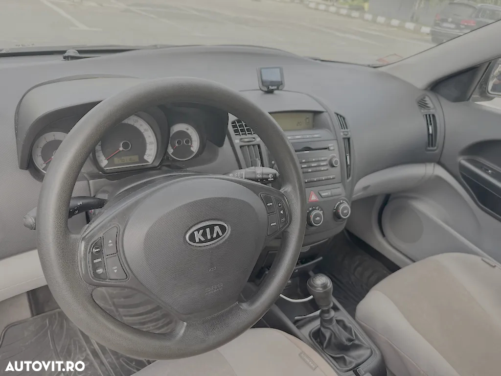 Kia Ceed Cee'd 1.4 GSL LX BEST - 6