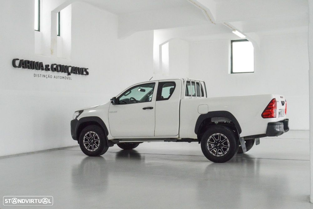 Toyota Hilux 2.4 D-4D 4X2 Cabine Extra 3L - 52