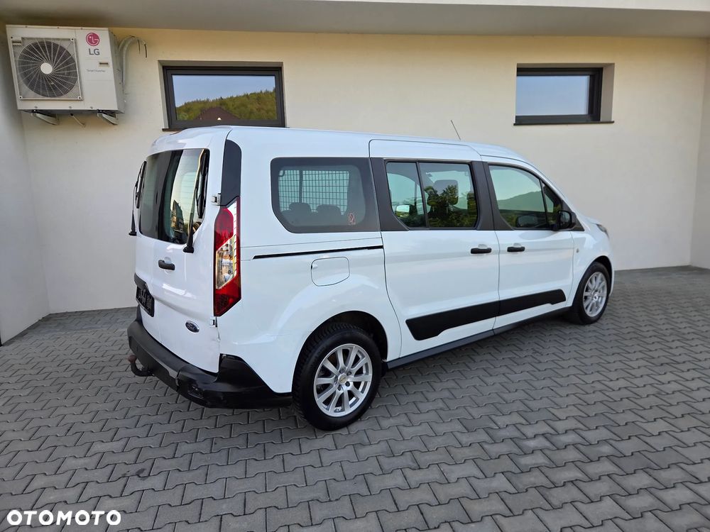 Ford Transit Connect - 17
