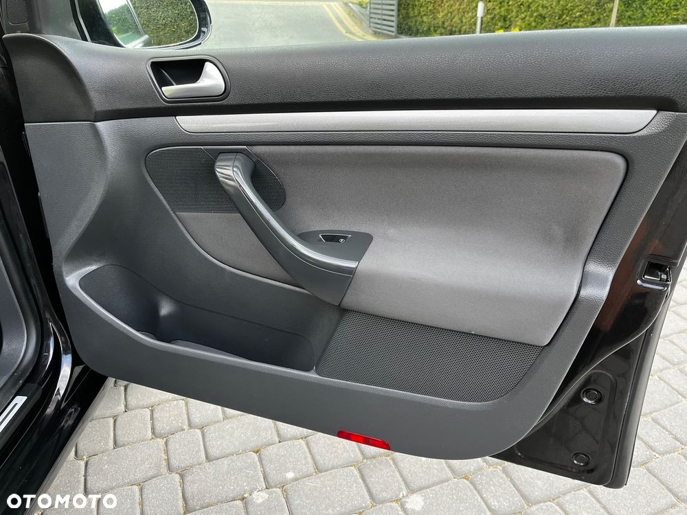 Volkswagen Golf 1.6 Goal - 25
