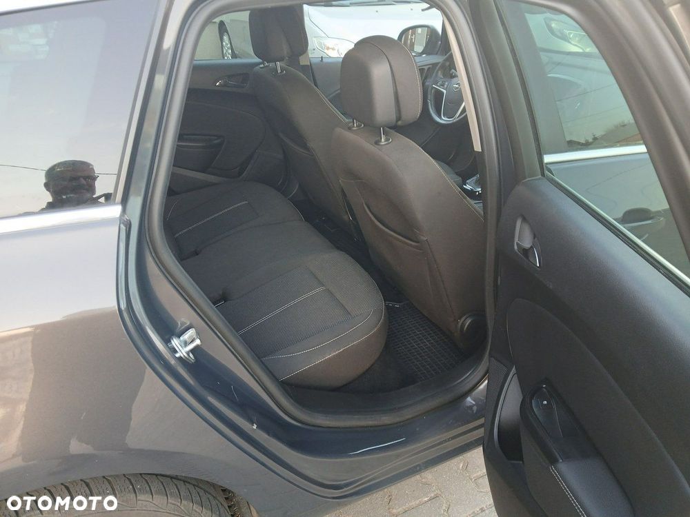 Opel Astra 1.6 CDTI Cosmo - 12