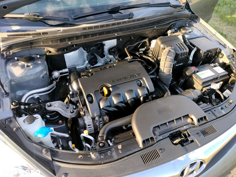 Hyundai i30 1.6 blue Comfort - 30