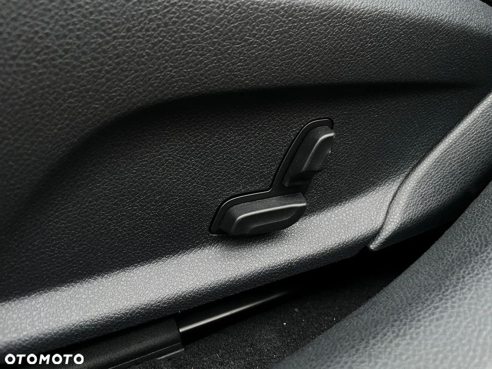 Mercedes-Benz Klasa C 200 (BlueTEC) d - 36