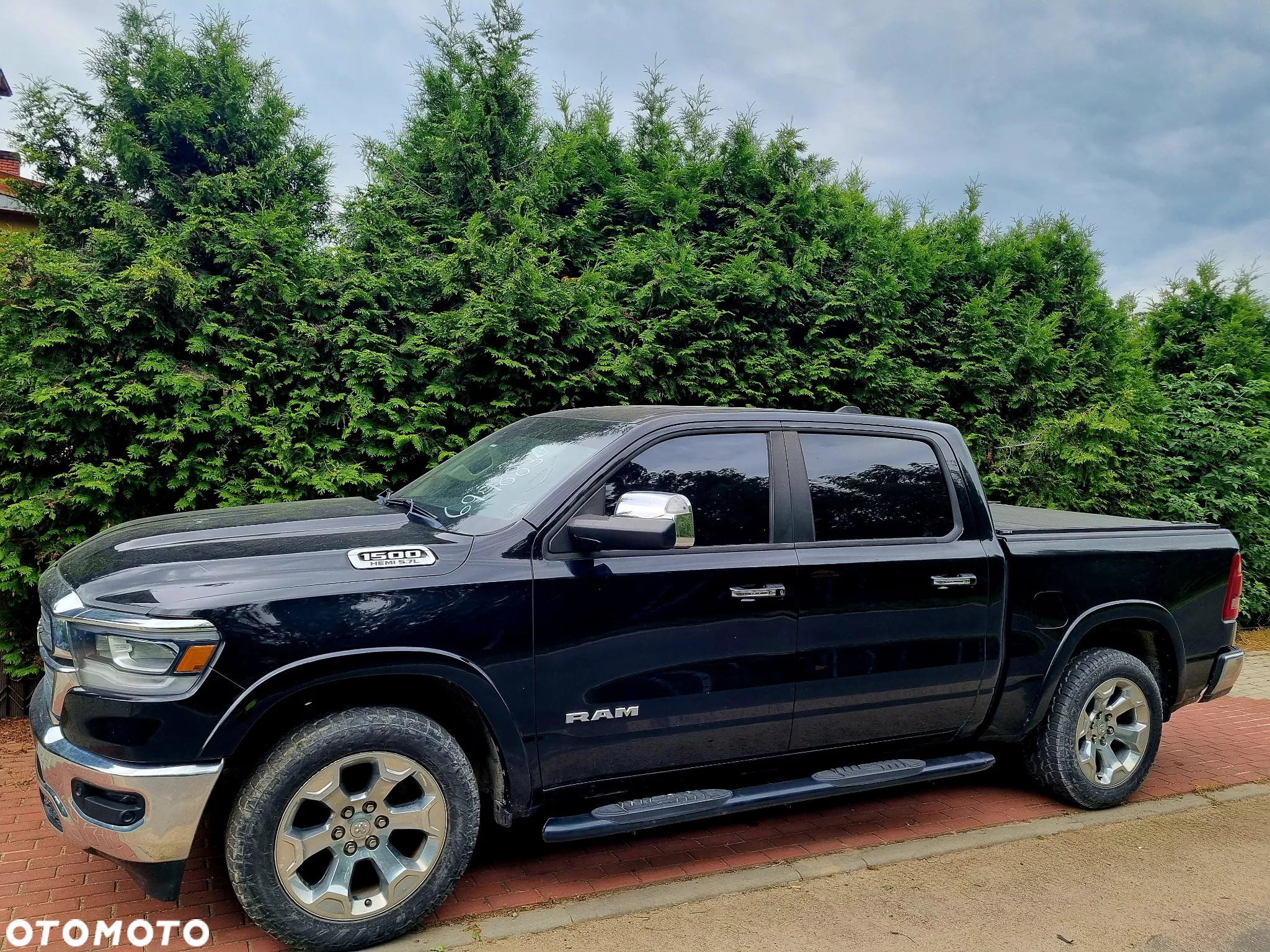 Dodge RAM 1500 5.7 4x4 - 14