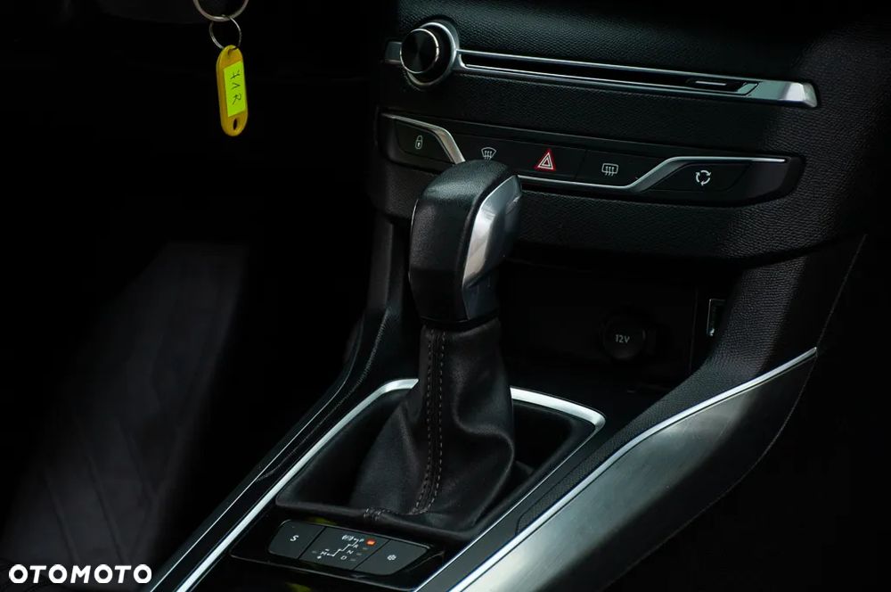 Peugeot 308 BlueHDi 150 Automatik Stop & Start Allure - 11