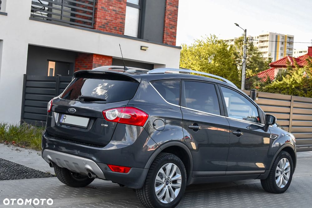 Ford Kuga 2.0 TDCi Titanium - 4