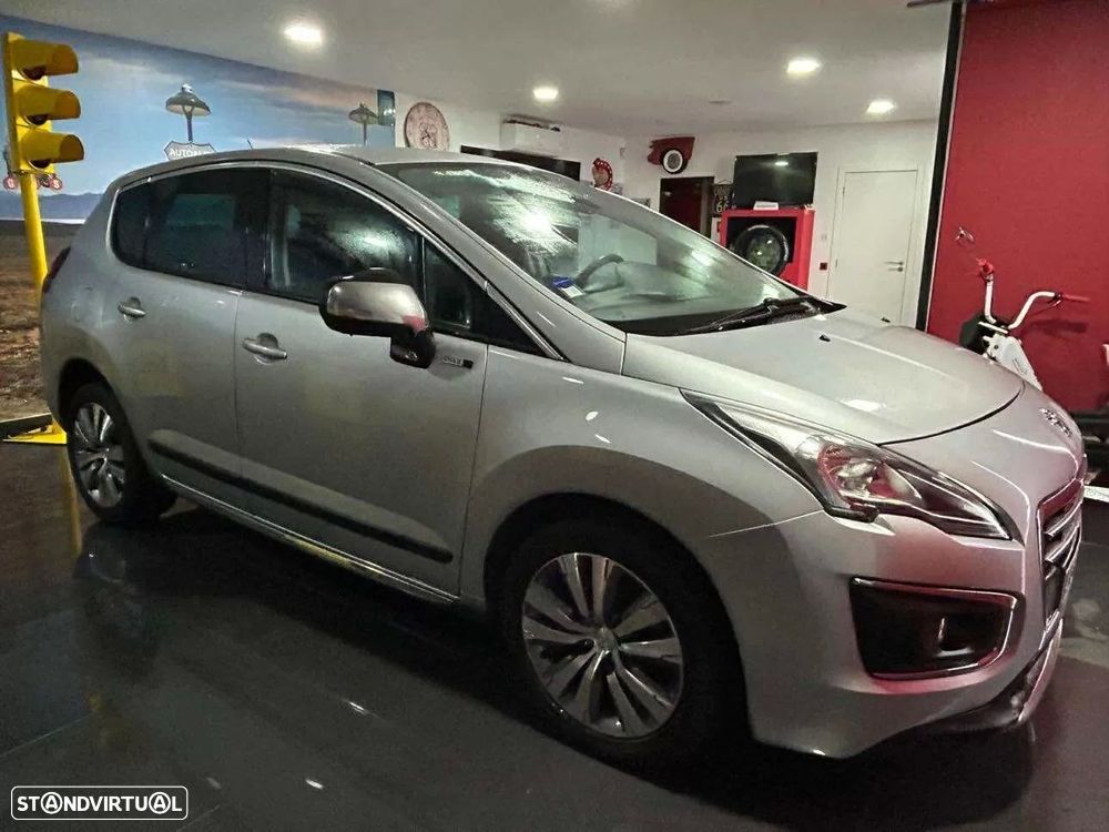 Peugeot 3008 1.6 HDi Allure - 4