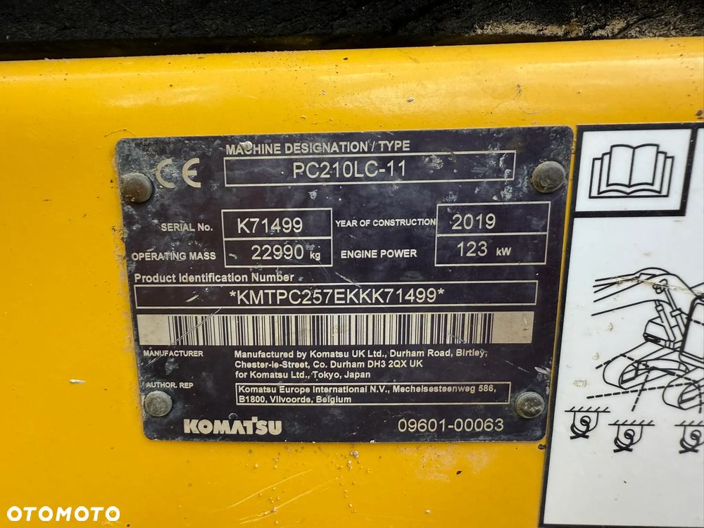 Komatsu PC 210 LC -11E0 - 9