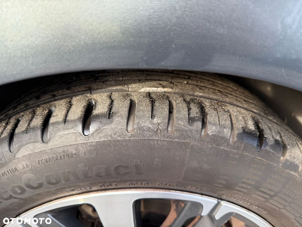 Peugeot 208 PureTech 82 Allure - 33